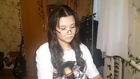 Lily 1st day online show from 05.26.26