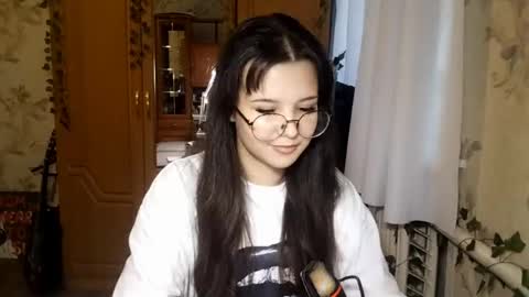Lily 1st day online show from 05.29.26
