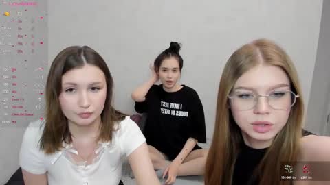 Snapshot of eumomino chatting on 02.16.25 Veronica Tiia Lilith left to right online show from 02.16.25