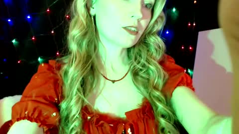 Liana online show from 12.21.24