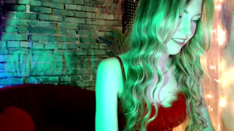 Liana online show from 01.08.25