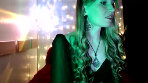 Liana online show from 02.13.25