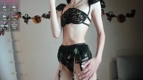 Molly online show from 10.24.25