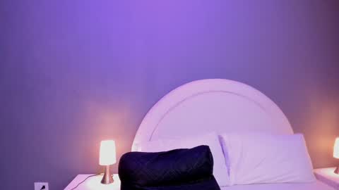 EVA  online show from 01.22.25