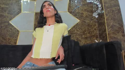 EVA COLUCCY online show from 01.14.25