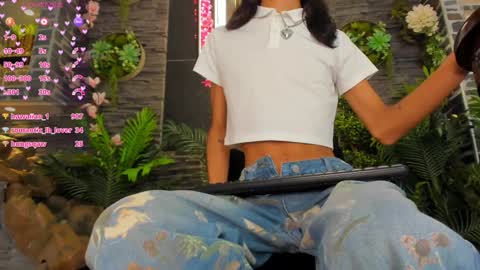EVA COLUCCY online show from 02.06.25