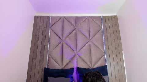 Snapshot of eva_daemon chatting on 01.09.25 EVA DAEMON online show from 01.09.25