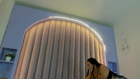 Snapshot of eva_daemon chatting on 02.10.25 EVA DAEMON online show from 02.10.25