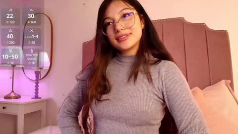 Snapshot of eva_depp chatting on 12.17.24 Evaa Depp online show from 12.17.24