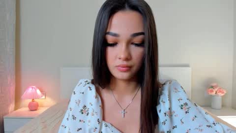 Snapshot of eva_doncray chatting on 10.22.25 Eva online show from 10.22.25