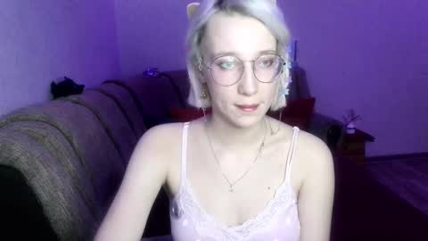 eva_forrest online show from 01.23.25