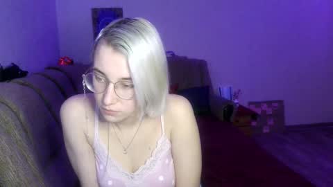 eva_forrest online show from 01.29.25