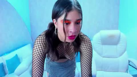 eva_hells online show from 09.24.25