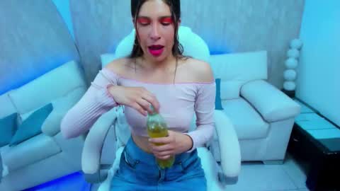 eva_hells online show from 09.25.25