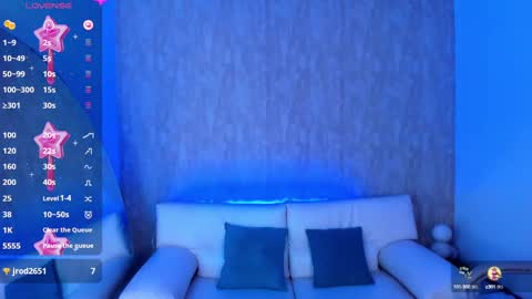 eva_hells online show from 10.10.25