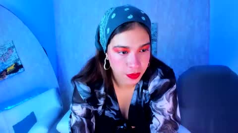 eva_hells online show from 10.21.25
