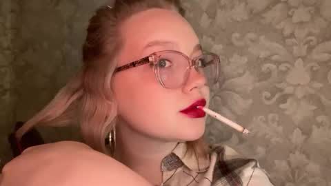 eva_kittenn online show from 09.21.25