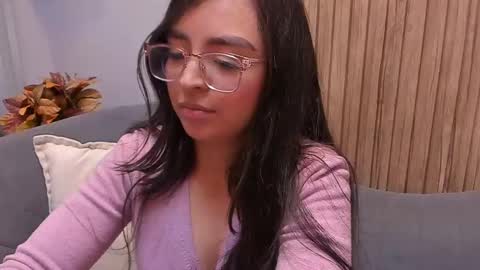 Angelinne online show from 12.22.24