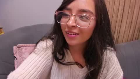 Angelinne online show from 12.27.24