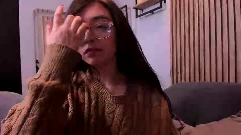 Angelinne online show from 09.10.25