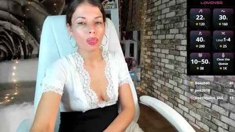 Eva online show from 12.31.24