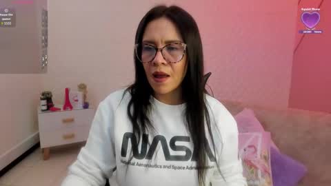 Eva  online show from 02.18.26