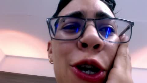 Snapshot of eva_monwalker chatting on 12.21.24 Eva cute online show from 12.21.24