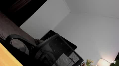 EVA online show from 04.30.26