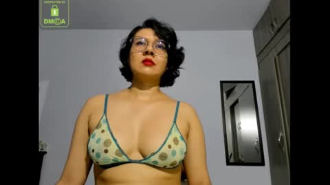 Eva online show from 12.30.24