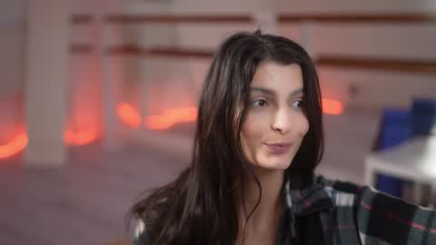 EVA  online show from 01.03.25