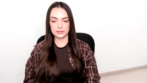 Snapshot of eva_rossee_ chatting on 01.26.25 Eva online show from 01.26.25