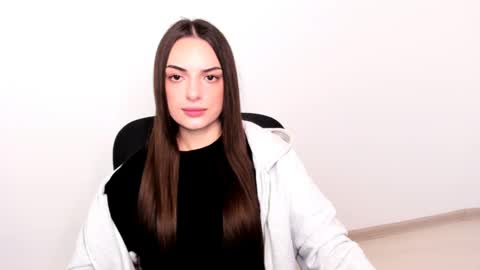 Snapshot of eva_rossee_ chatting on 01.27.25 Eva online show from 01.27.25