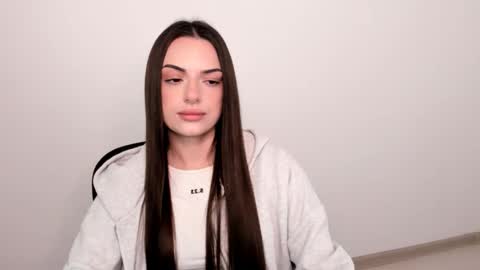 Snapshot of eva_rossee_ chatting on 02.12.25 Eva online show from 02.12.25
