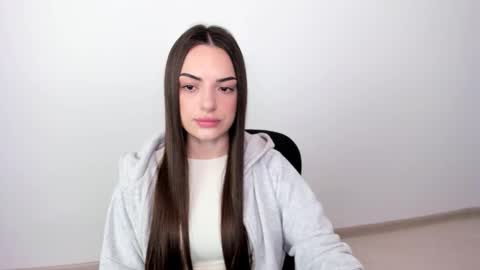 Snapshot of eva_rossee_ chatting on 03.02.25 Eva online show from 03.02.25