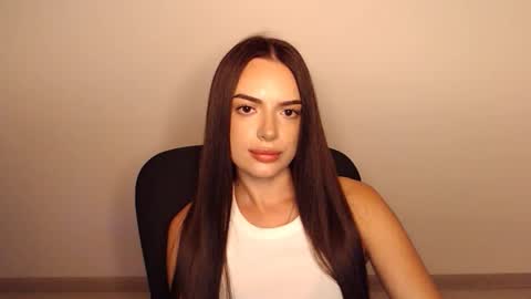 Snapshot of eva_rossee_ chatting on 09.10.25 Eva online show from 09.10.25