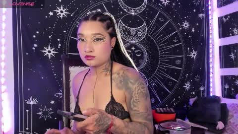 Eva  online show from 09.23.25