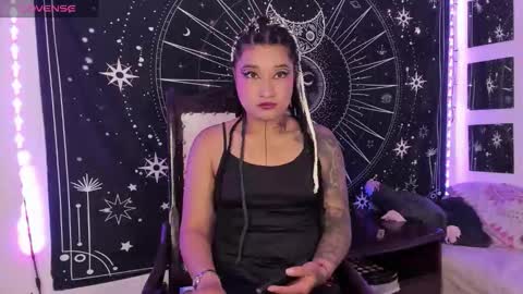 Eva  online show from 09.24.25