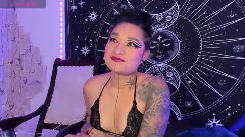 Eva  online show from 11.09.25