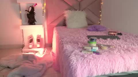 Snapshot of eva_sin18 chatting on 03.15.26 Eva Sin online show from 03.15.26