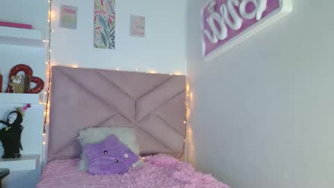 Snapshot of eva_sin18 chatting on 03.26.26 Eva Sin online show from 03.26.26