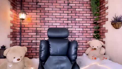 Eva online show from 02.10.26