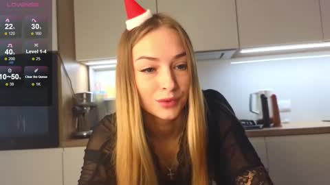 Hello Im Eva online show from 12.27.24