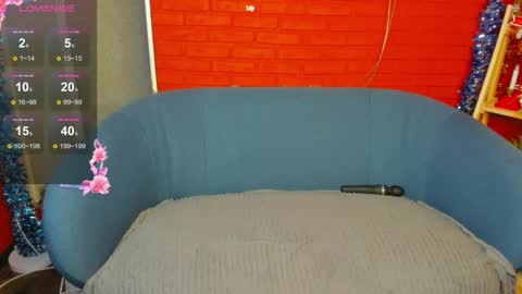 Hi Im Eva new here online show from 12.22.25