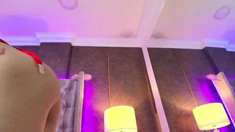 Snapshot of evaa_cloee chatting on 01.14.25 EVA CLOEE online show from 01.14.25