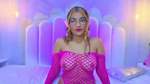 evaa_honey online show from 05.22.26