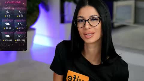 Snapshot of evaamanti chatting on 10.14.25 Eva  online show from 10.14.25