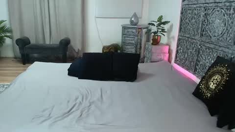 evabarbi online show from 12.15.24