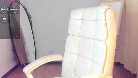 Eva  online show from 01.11.25