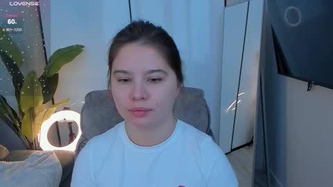 Snapshot of evacheeky chatting on 10.22.25 Eva online show from 10.22.25