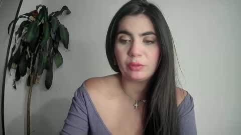 evacollins12 online show from 01.28.25
